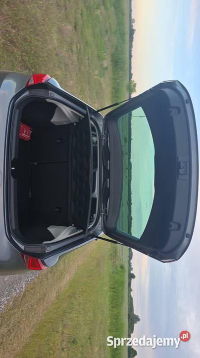 Seat leon 3 16 tdi Zarejestrowany w Polsce Drezdenko