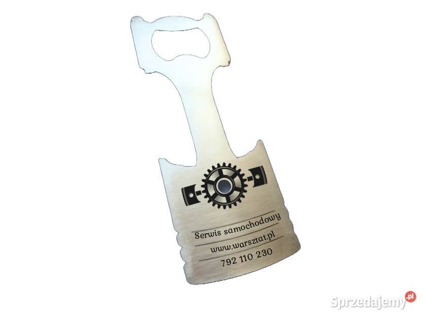 Otwieracz w kształcie tłoka samochodowego ze