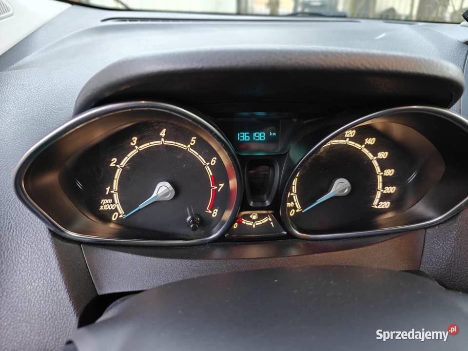 Ford Tourneo Courier 10 EcoBoost Titanium Rok produkcji 2016 Jędrzejów