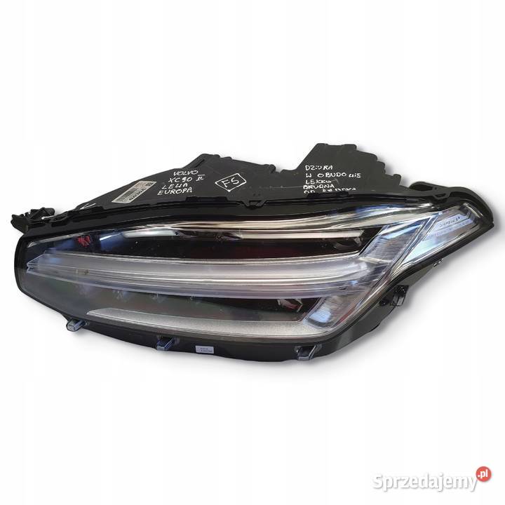 LAMPA Volvo XC90 II 2 LEWY PRZÓD lewa przednia Chełm
