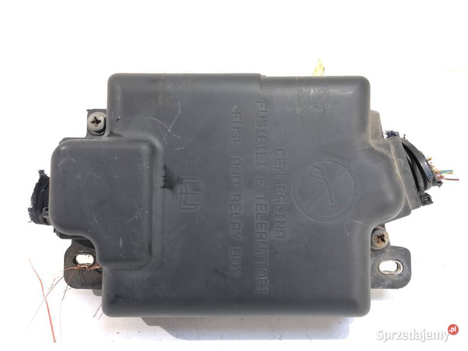 SKRZYNKA BEZPIECZNIKÓW FIAT PUNTO EVO 735471684
