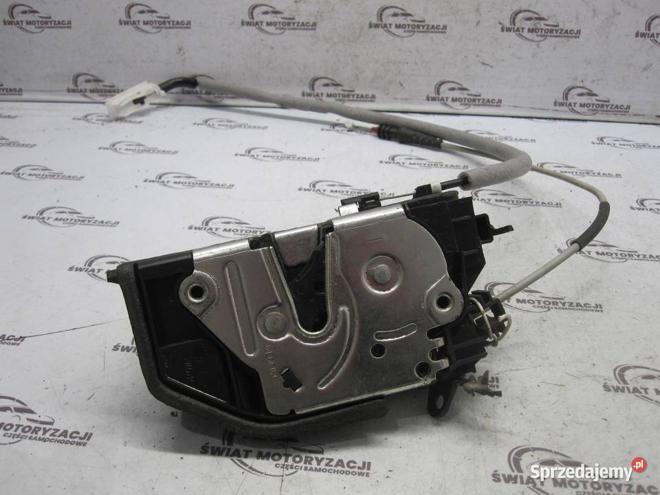 BMW E91 LIFT 09r zamek drzwi lewy przód 7202145