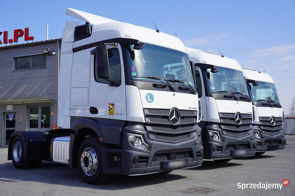 Ciągnik siodłowy MercedesBenz Actros 1842 2024 pełny VAT Kraków sprzedam