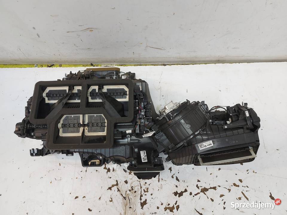 BMW G23 G22 M440i Cabrio Nagrzewnica RHD UK osobowe