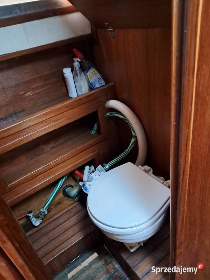 Jacht motorowy Sea Ray 221 pomorskie