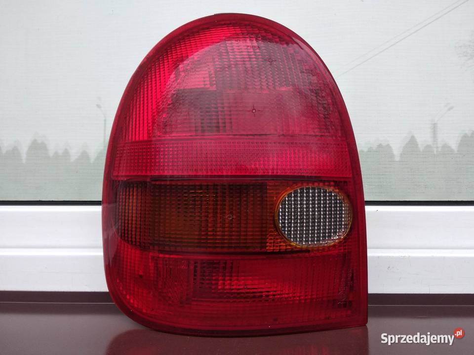 Opel Corsa B 3D lampa tył tylna lewa wkład Sieradz sprzedam
