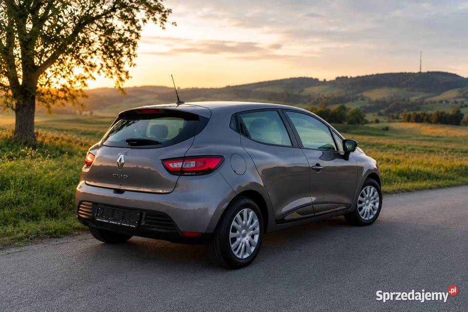 Renault Clio IV 12 2014 podkarpackie Manasterzec