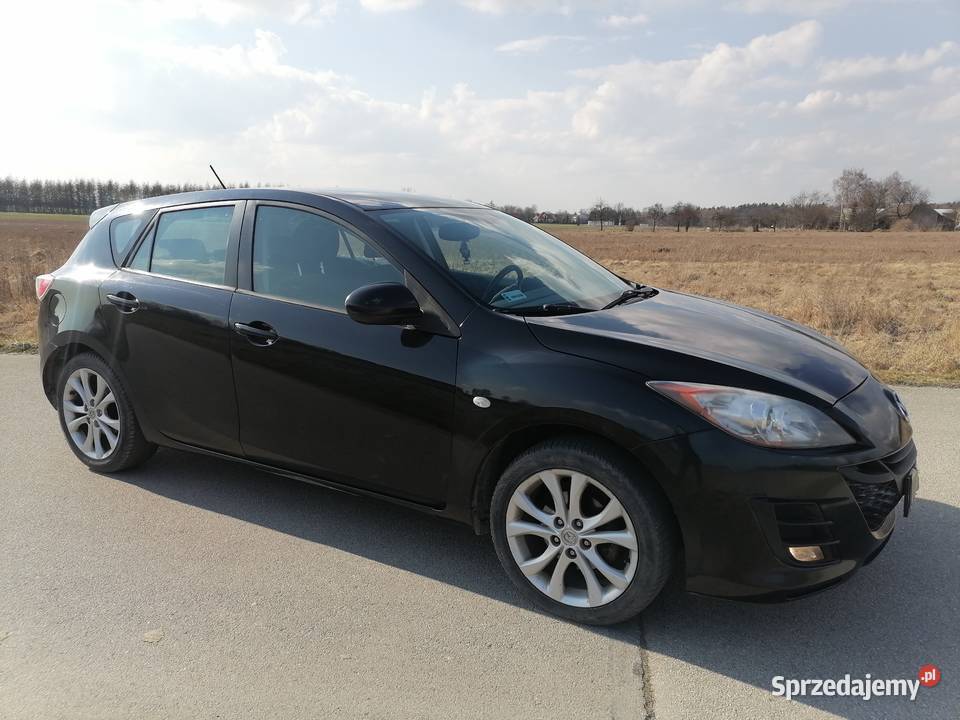 Mazda 3 z 2010r sil 16d czarny met Samochody osobowe Jędrzejów