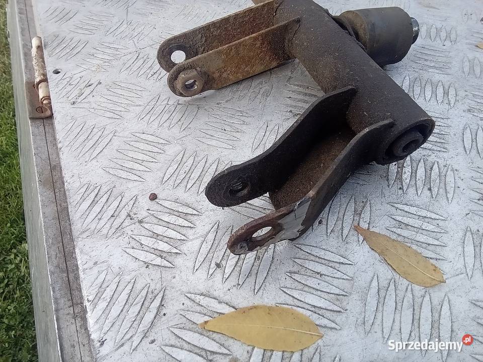 Zawias wahacz silnika 4T QT4 Quantum Zipp Romet Pozostałe Namysłów sprzedam