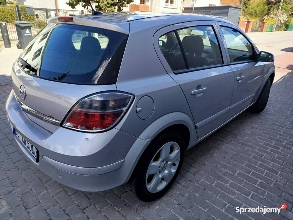 Opel Astra benzyna 2008r opłaty w import z