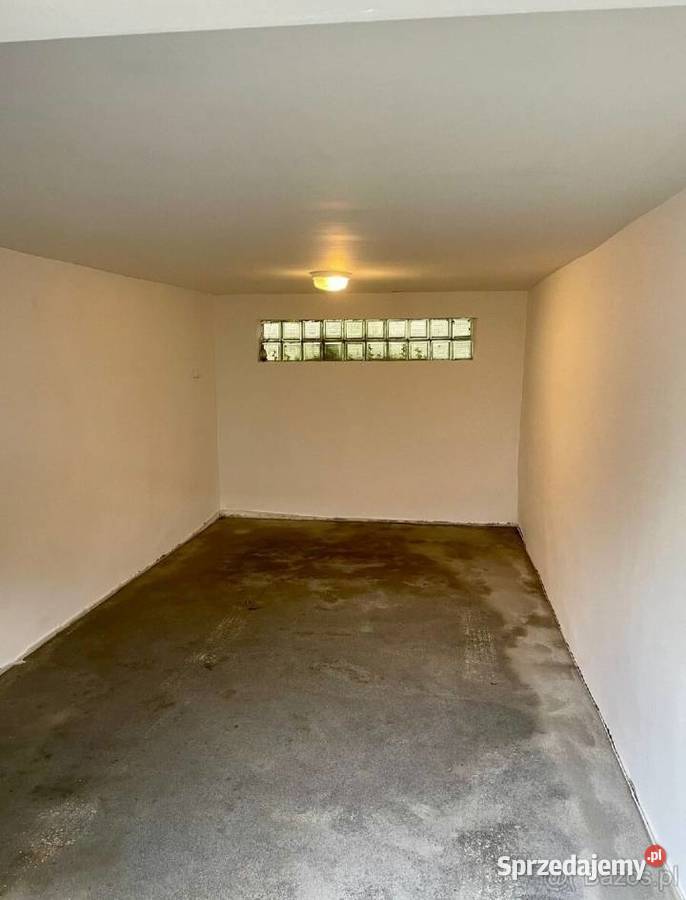 Garażmagazyn murowany w BielskuBiałej do śląskie Bielsko-Biała