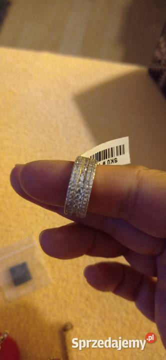 Pierścionekobrączka wysadzana cyrkoniami 15 NOWY Warszawa