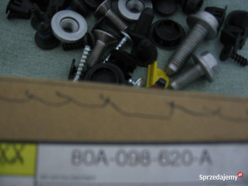 80A098620A AUDI Q5 Zestaw montażowy mocowania mazowieckie Warszawa