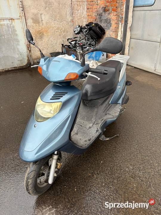 Suzuki UE 125 Łaźniki