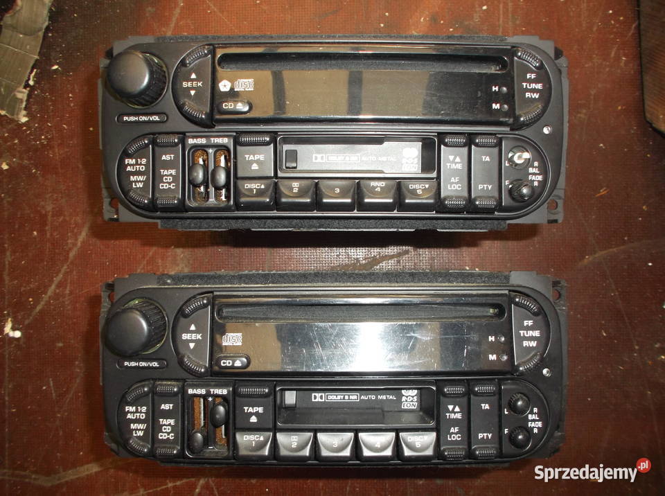 radio chrysler 300m Złotoryja