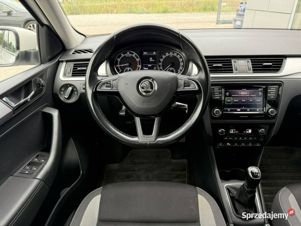 koda RAPID 10TSI 110 2018 Salon Xenon czujnik zmierzchu Wrocław sprzedam