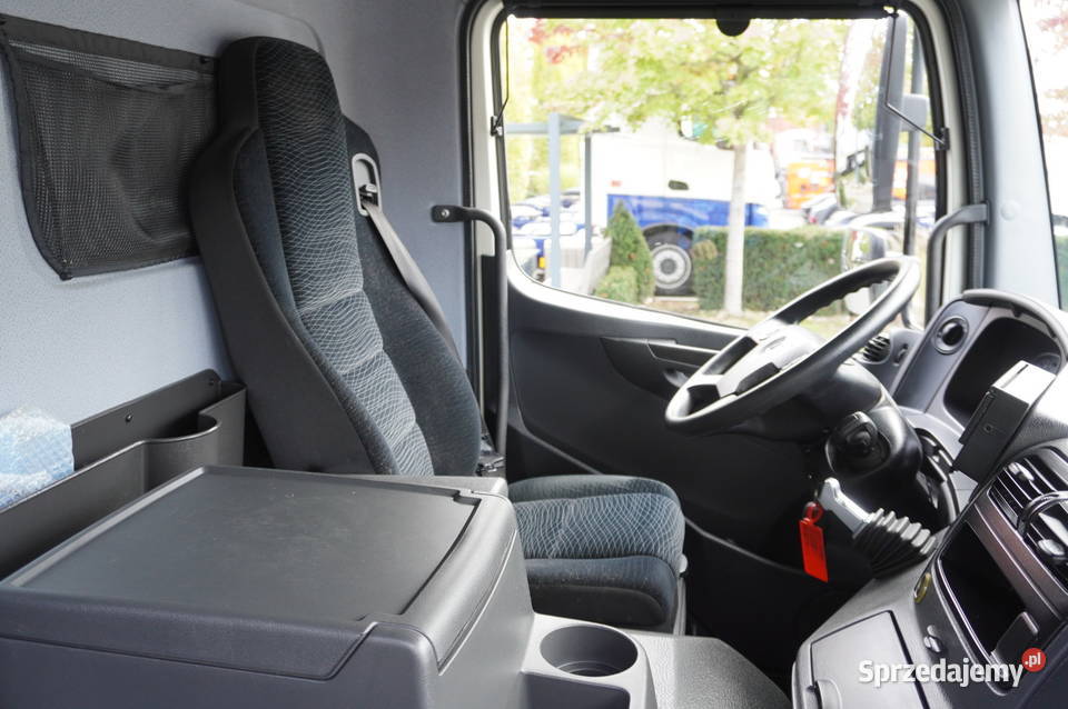 MercedesBenz Atego 1530 E6 chłodnia Lamberet 17 Rok produkcji 2018 małopolskie Kraków