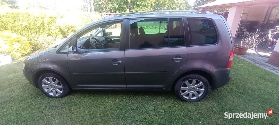 Śliczny VW Touran zamiana aluminiowe felgi Motoryzacja Paczków