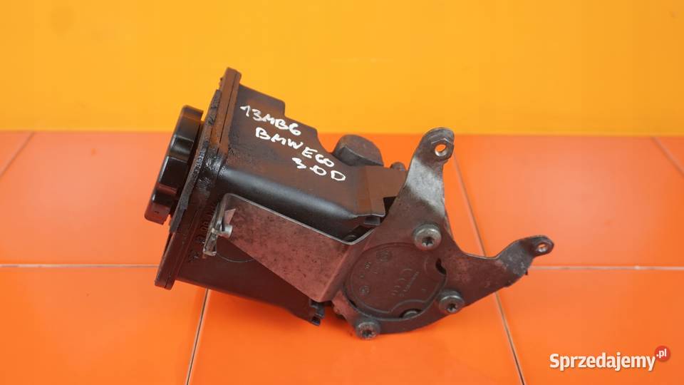 BMW E60 30 D 07r 272 306D4 pompa wspomagania mazowieckie Suków