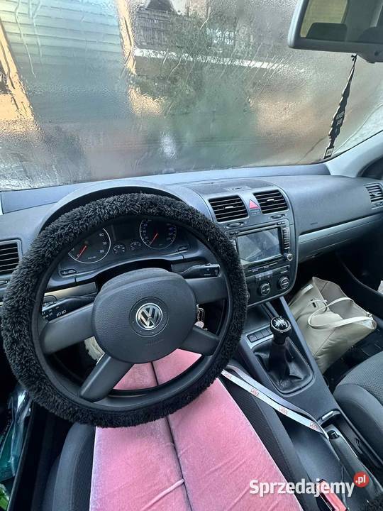 Volkswagen golf 2004 mały przebieg Rzeszów