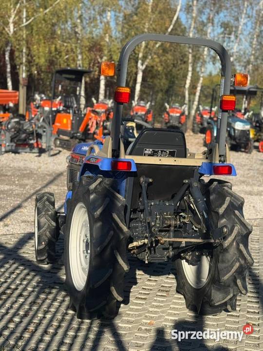 ISEKI Hunter 233 23hp 4x4 Power Shift Ciągniki Biskupice