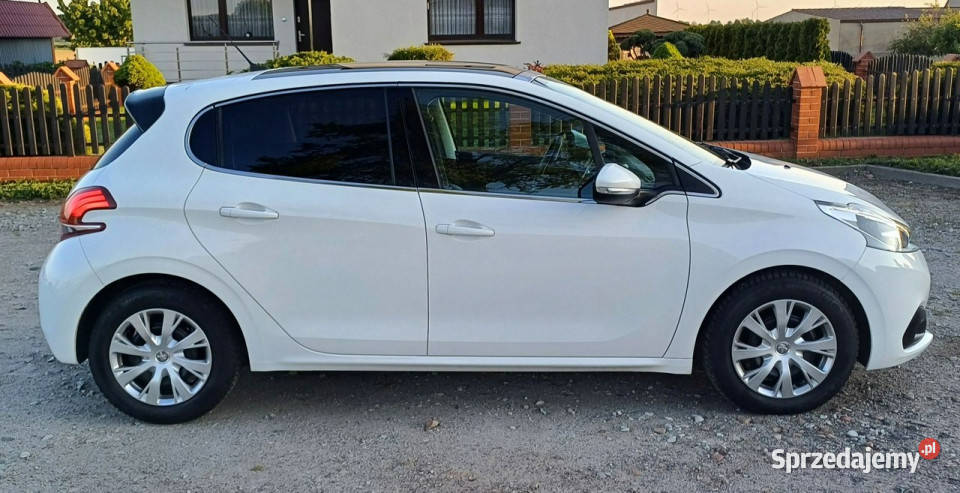 Peugeot 208 15 BlueHDi 102 Kamera Cofania
