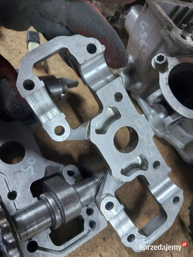 BMW f650 st mostek mostki prowadnice głowica F Jelenia Góra