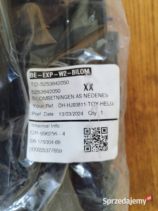 ŚLIZG MOCOWANIE UCHWYT ZACZEP ZDERZAKA PRZÓD