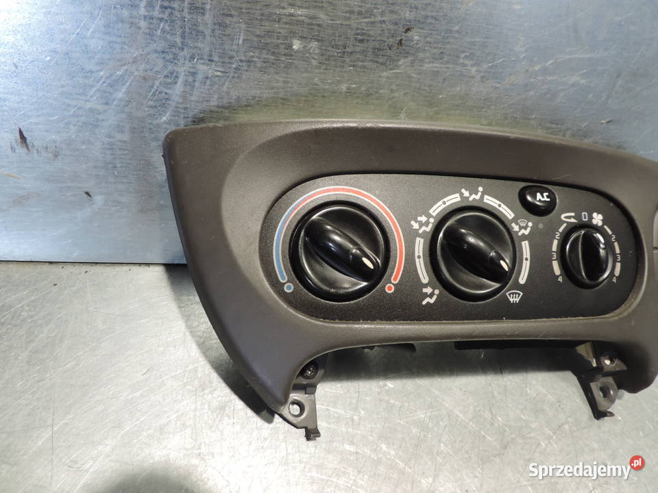 PANEL NAWIEWU 663212P Renault Scenic 1 FL
