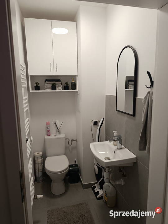 Bezpośredni wynajem lokalu handlowousługowego Ilość pomieszczeń 3 Warszawa