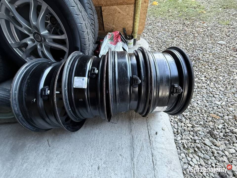 Felgi stalowe 5x105 R16 Opel 65J ET39 566 mm Opel OE Samochodowe