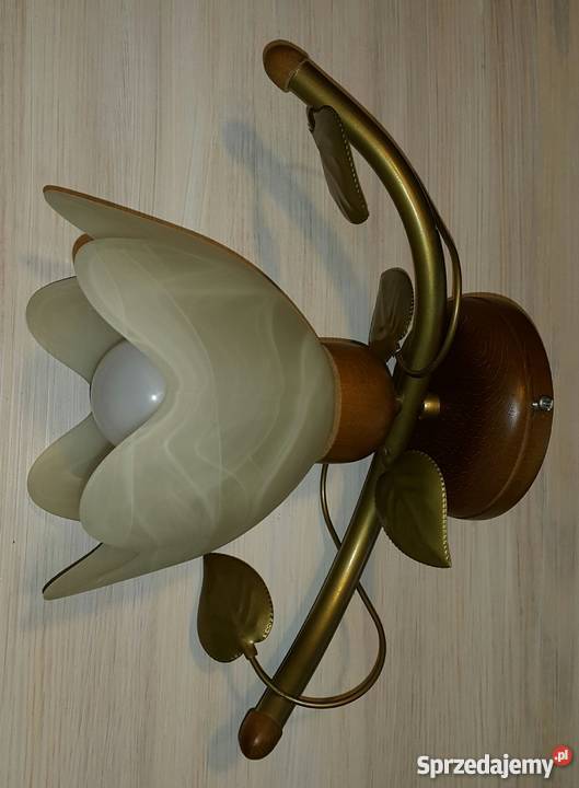 Lampa sufitowa w kształcie kwiatu Kłodzko
