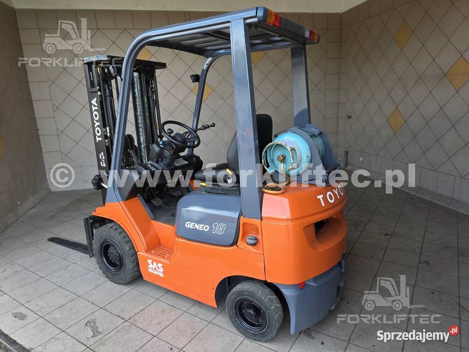 Wózek widłowy TOYOTA 7FGF18 1750 Triplex TOYOTA śląskie Lędziny sprzedam