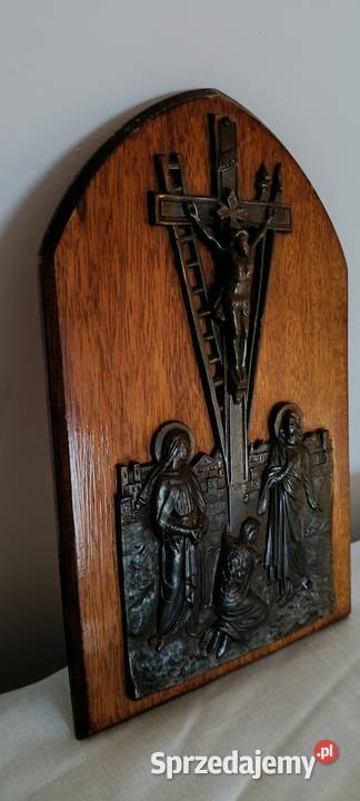 Płaskorzeźby na drewnianej podstawie z