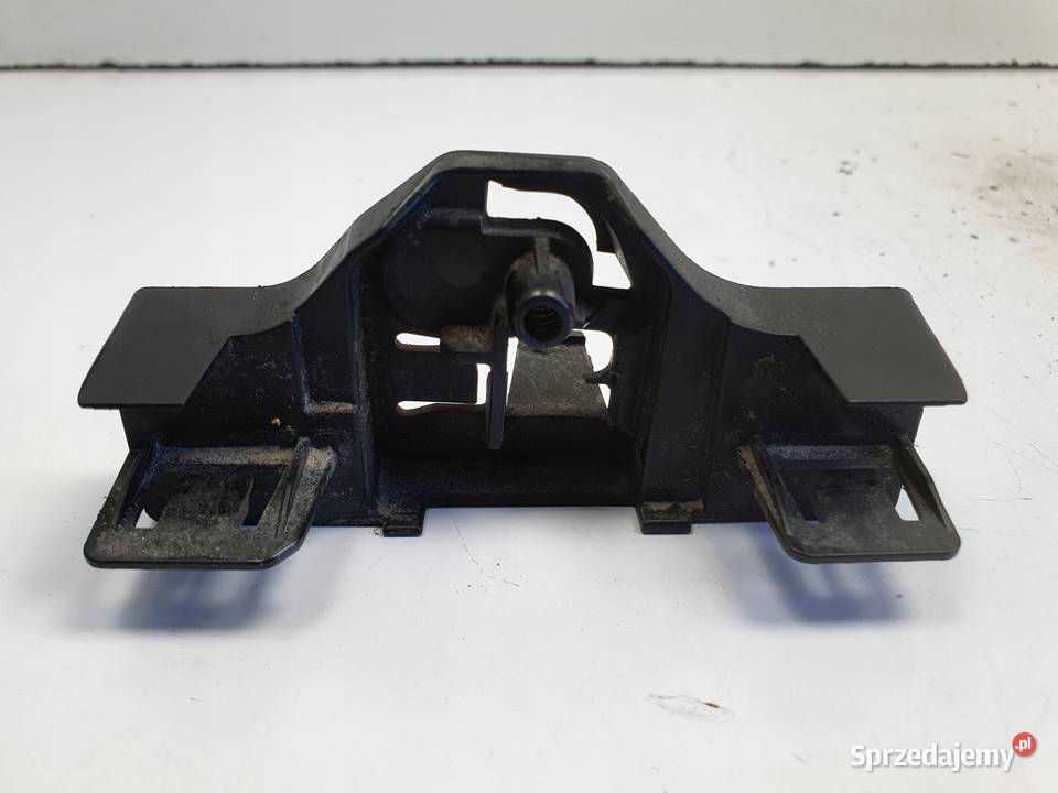 Volvo V90 II ŚRODKOWY WSPORNIK ZDERZAKA Przód lubelskie Chełm sprzedam