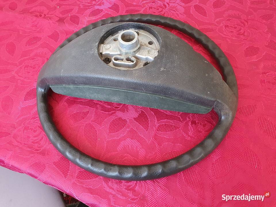 Stara zabytkowa kierownica Audi 100 c2 pomorskie Kępice