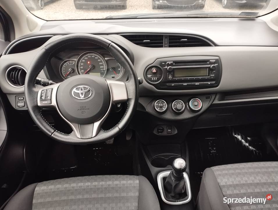 toyota yaris salon serwis I wł 45 przebiegu autoalarm Toyota Warszawa