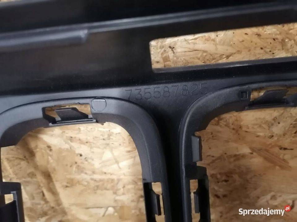 Nowy Oryginalny Grill JEEP RENEGADE Pleszew