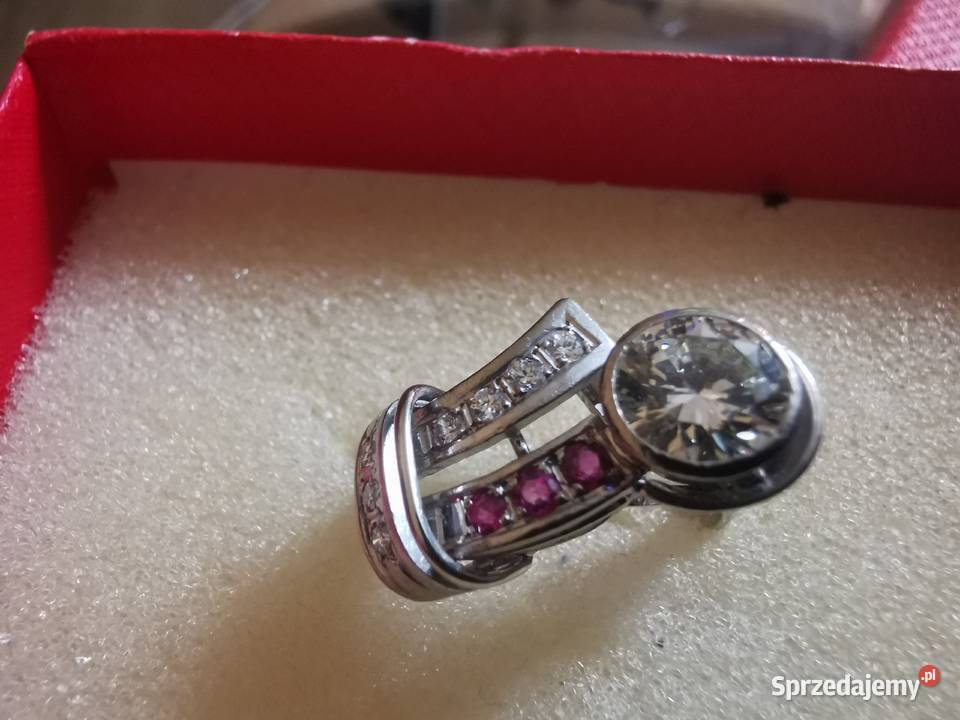 Złoty pierścionek Białe Złoto z diamentami