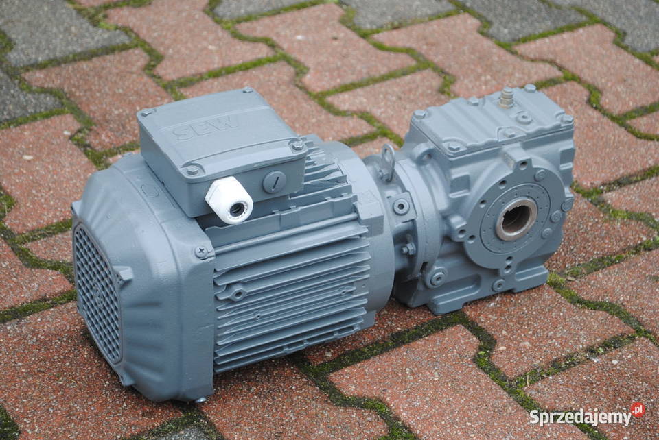 Motoreduktor kątowy 11kw 83obrmin SEW typ