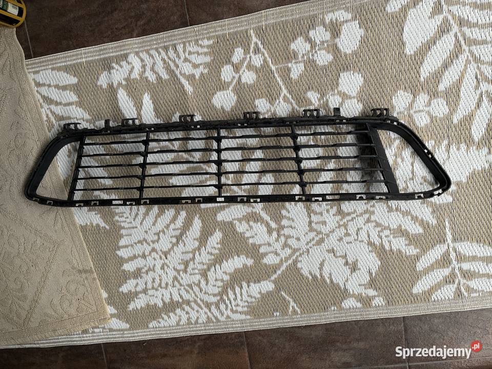 KRATKA ZDERZAKA ATRAPA PRZEDNIA BMW X1 F48 sprzedam