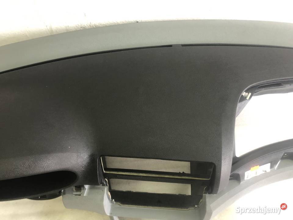 DESKA ROZDZIELCZA KOKPIT BMW E46 EUROPA osobowe Deski rozdzielcze, konsole