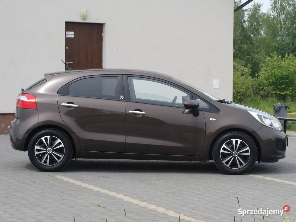 KIA RIO 12 86 benzyna sprowadzony isofix MP3 Radom sprzedam