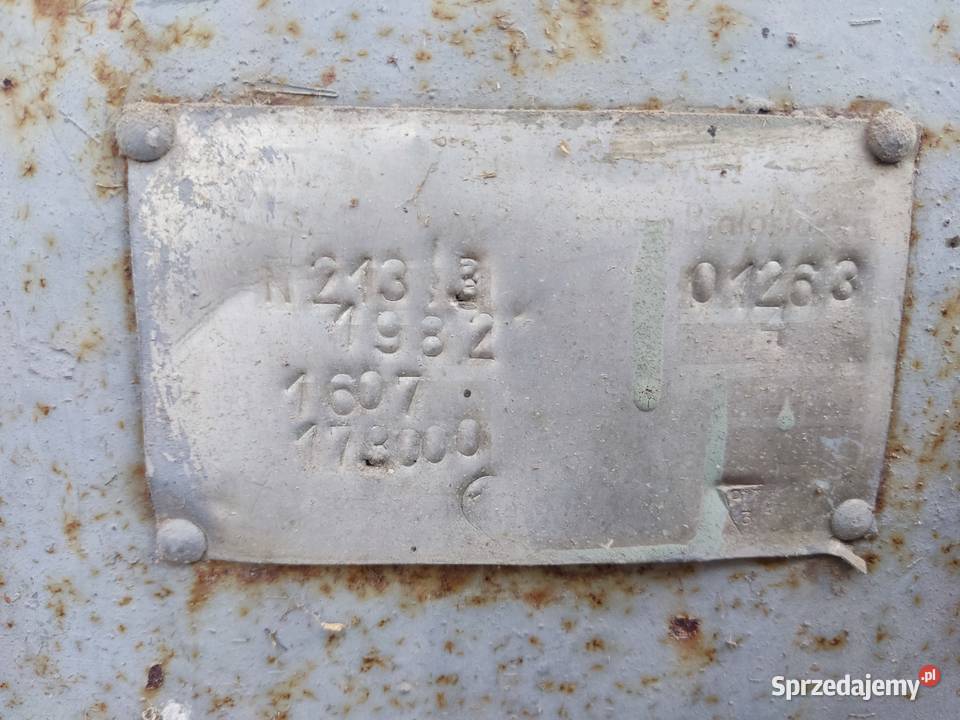 rozrzutnik obornika 45 ton polski w oryginale Rozrzutniki obornika Chełm