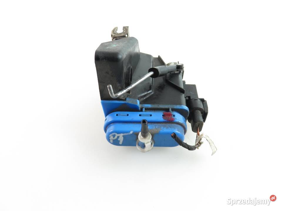 ZAMEK PRAWY TYLNY AUDI A8 4D0839016A sprzedam