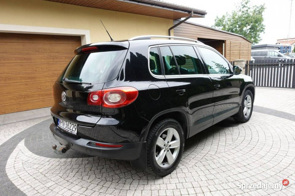 Volkswagen Tiguan 4x4 DSG Panorama Super Stan reflektory ksenonowe