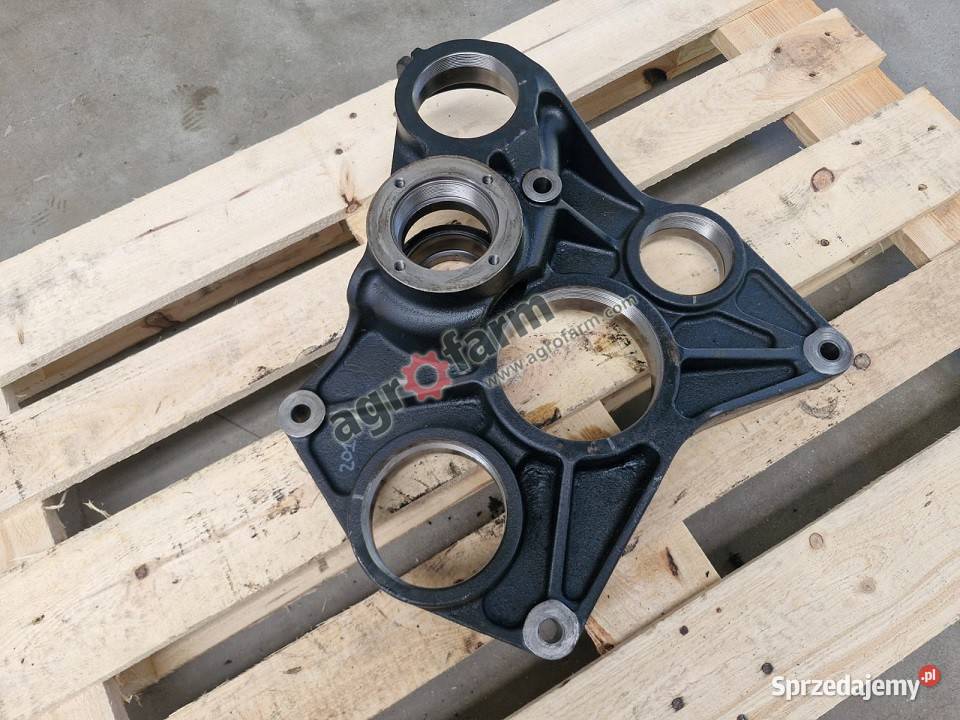 Wspornik łożyska Case Magnum 235 250 260 280 Byków sprzedam