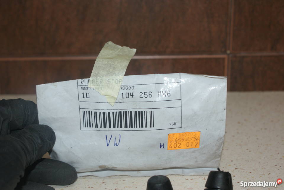 ODBOJ POKRYWY SILNIKA AUDIVW osobowe sprzedam