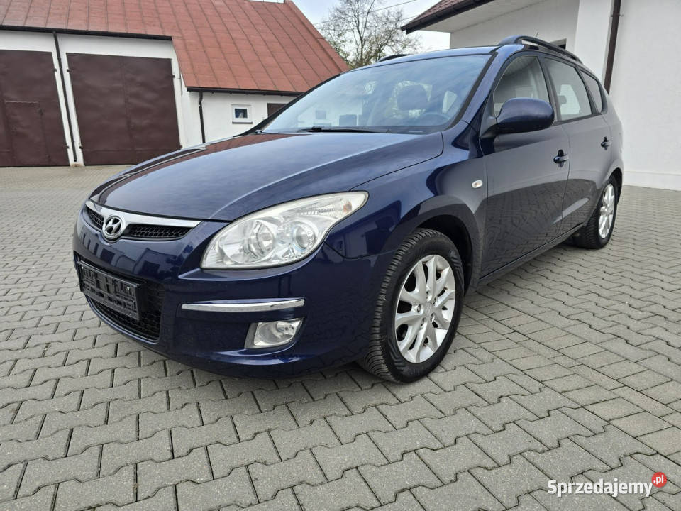 Hyundai i30 16Benz Kutno