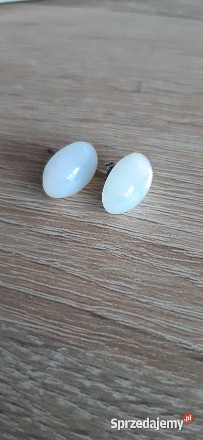 Kolczyki białe dolnośląskie Wrocław sprzedam